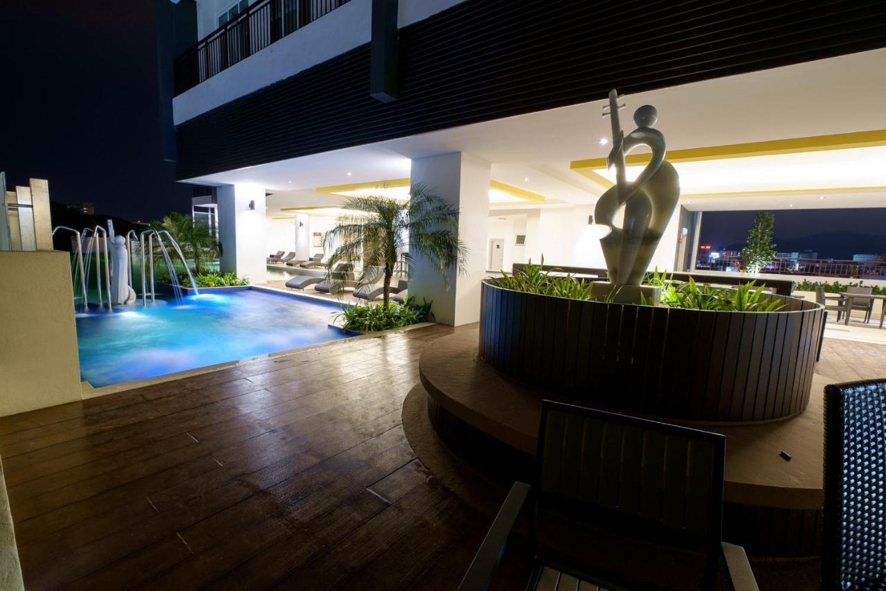 Majestic 3r2b By Apartment