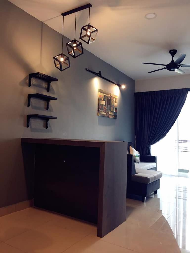Majestic 3r2b By Apartment